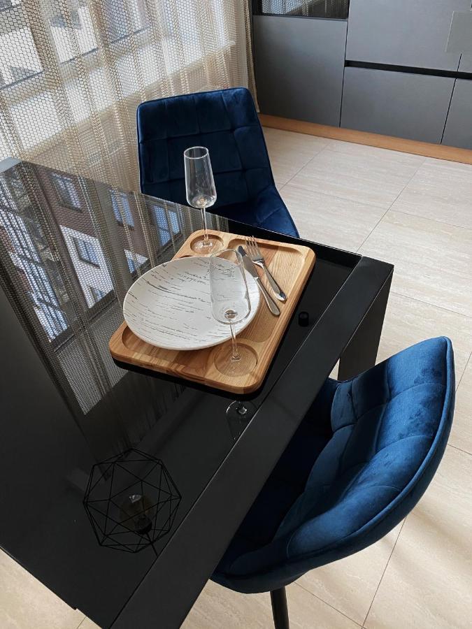 центр &vip & жк театральний & жк шевченка парковка Apartment *